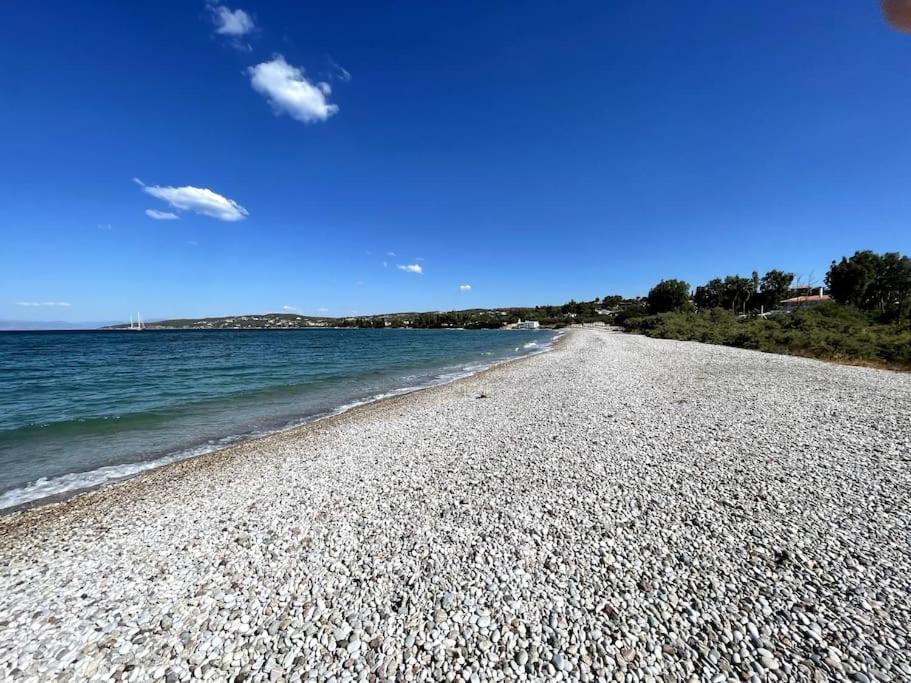Familienfreundliches Fischerhaus am Strand Porto Heli Exterior foto